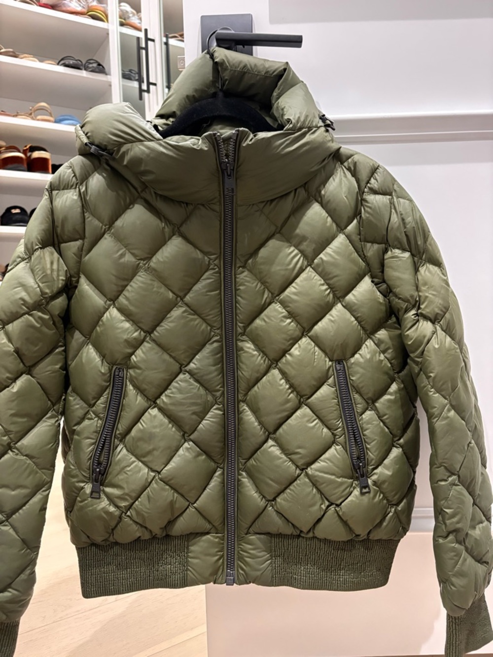 Women’s Soia & Kyo army green puffer jacket with hood size medium